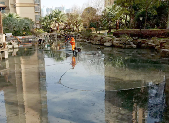 高州景观池淤泥清理